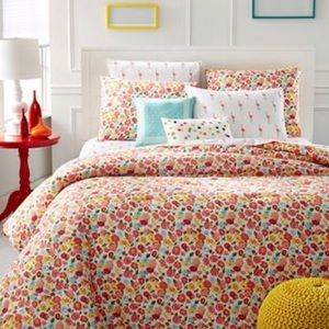 Whim Martha Stewart Full size comforter set